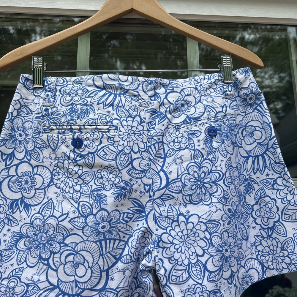 Lilly Pulitzer Shorts - Picture 2 of 6